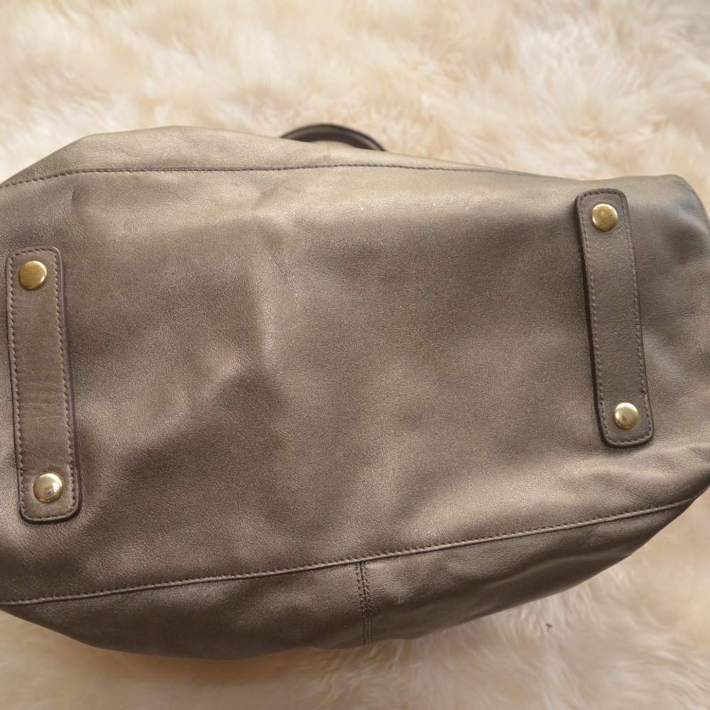 Coach purse - Picture 2 of 6